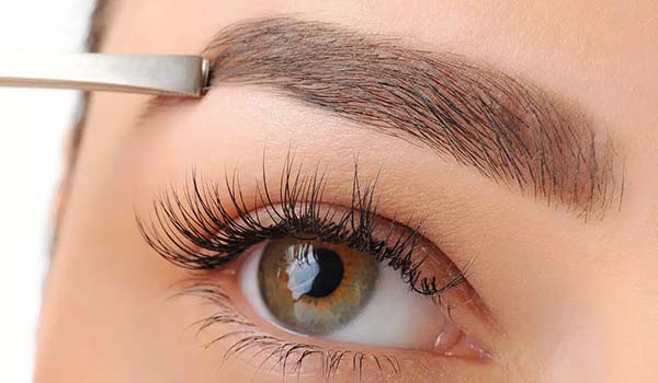 کاشت ابرو برای چه کسانی ضرر دارد؟ هشدارهای مهم قبل از کاشت